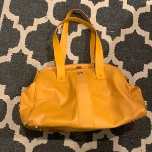 Lululemon mustard workout bag